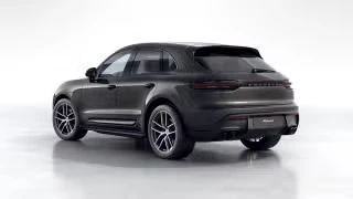 2026 Porsche Macan - Image 17 of 30