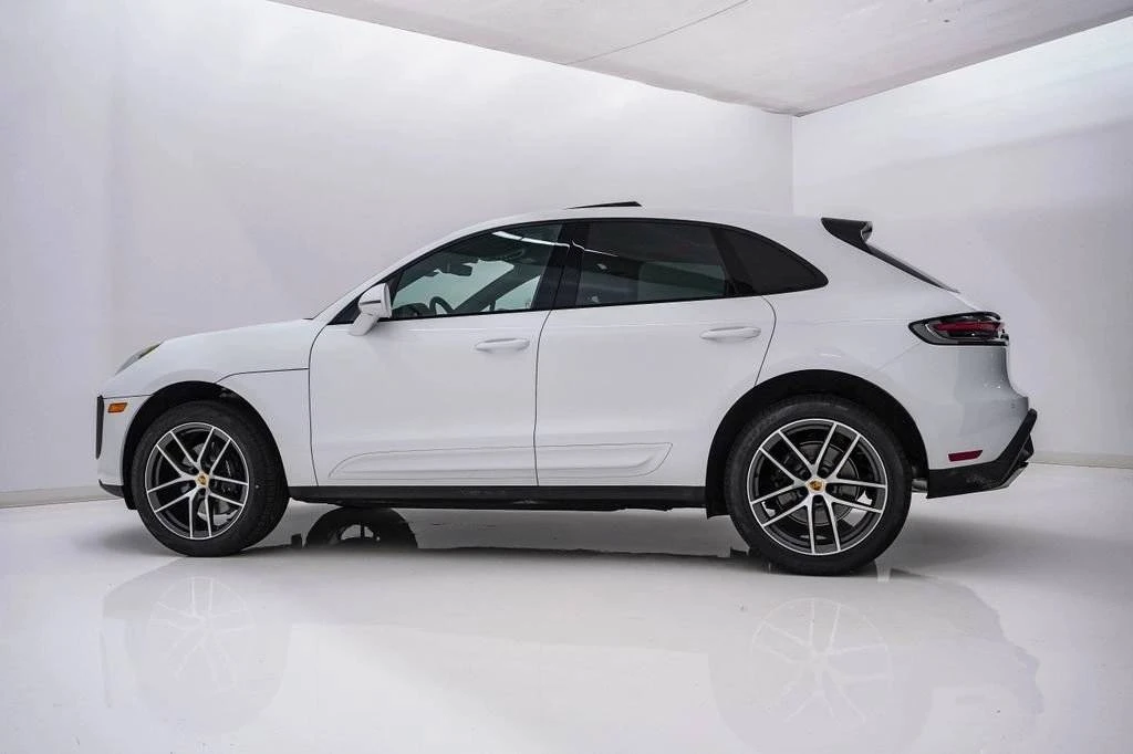 2026 Porsche Macan Electric - Image 2 of 4