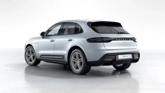 2026 Porsche Macan - Image 22 of 30