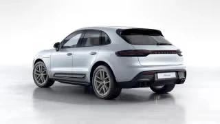2026 Porsche Macan - Image 17 of 30