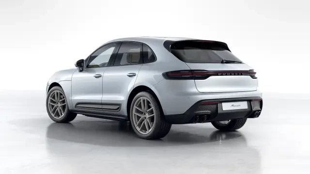 2026 Porsche Macan - Image 22 of 30