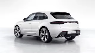 2026 Porsche Macan - Image 17 of 30
