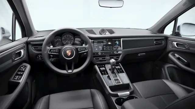 2026 Porsche Macan - Image 30 of 30