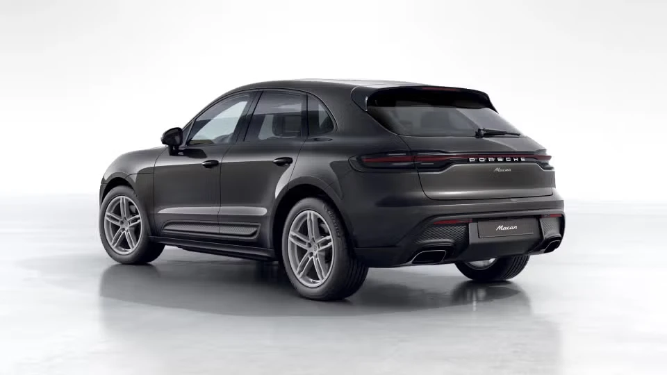 2026 Porsche Macan - Image 19 of 30