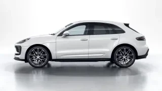 2026 Porsche Macan - Image 13 of 30