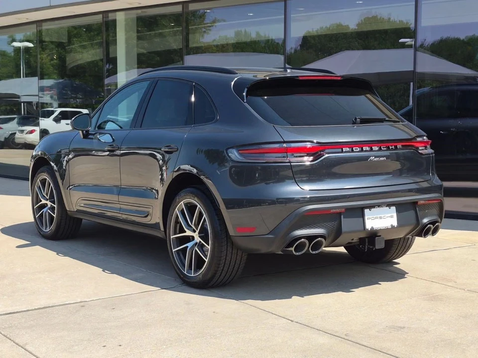 2026 Porsche Macan Electric - Image 20 of 31