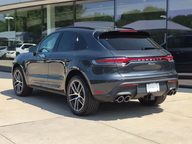2026 Porsche Macan Electric - Image 22 of 31