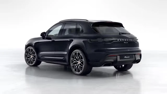 2026 Porsche Macan - Image 18 of 30