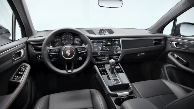 2026 Porsche Macan - Image 30 of 30
