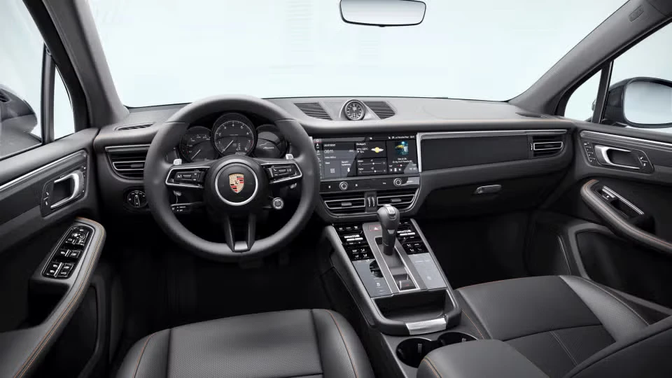 2026 Porsche Macan - Image 27 of 30