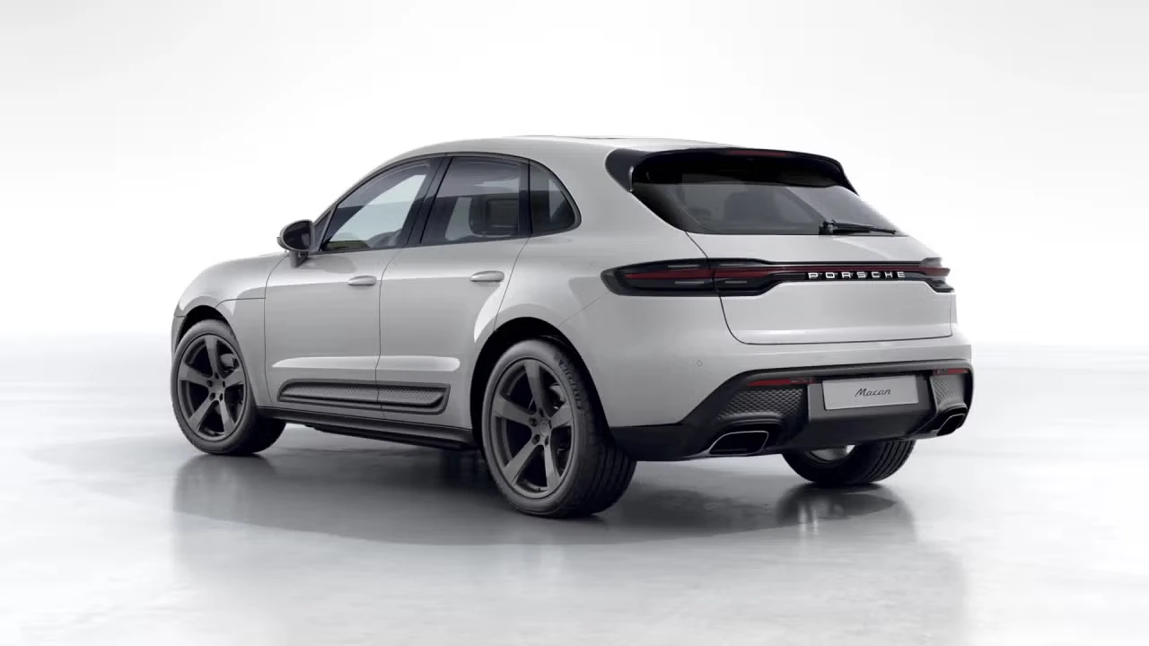2026 Porsche Macan - Image 20 of 30