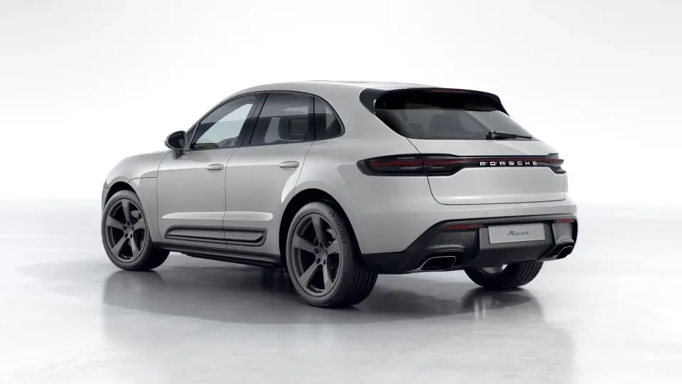 2026 Porsche Macan - Image 23 of 30