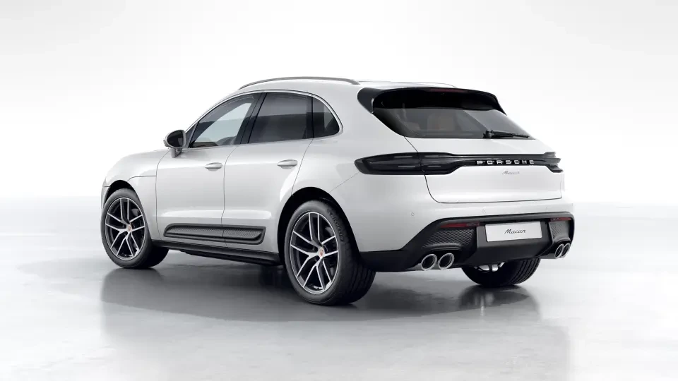 2026 Porsche Macan - Image 23 of 30
