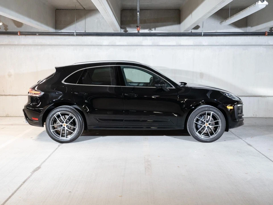 2026 Porsche Macan Electric - Image 8 of 26