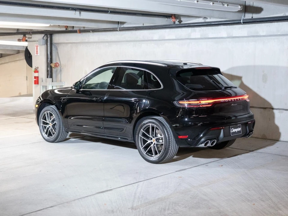 2026 Porsche Macan Electric - Image 3 of 26