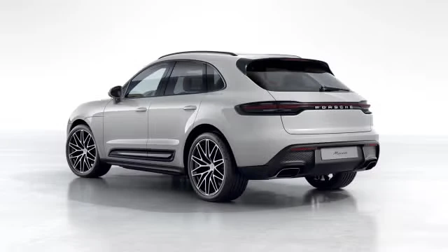 2026 Porsche Macan - Image 18 of 30