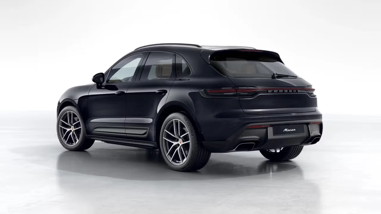 2026 Porsche Macan - Image 20 of 30