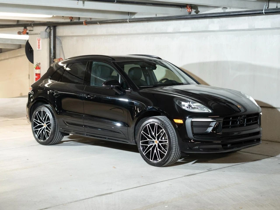 2026 Porsche Macan Electric - Image 7 of 29