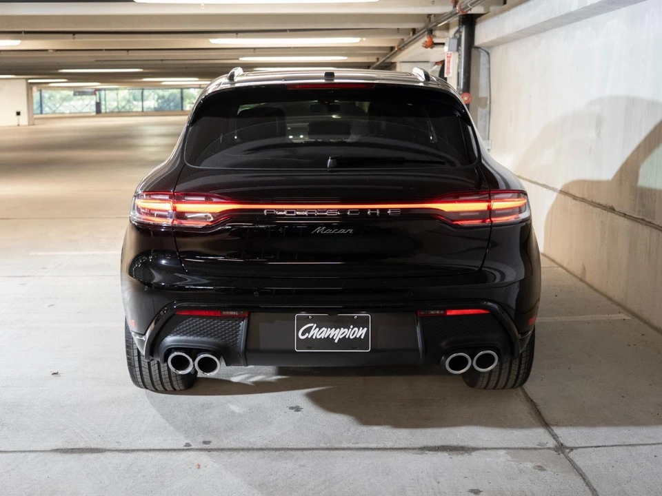 2026 Porsche Macan Electric - Image 10 of 29