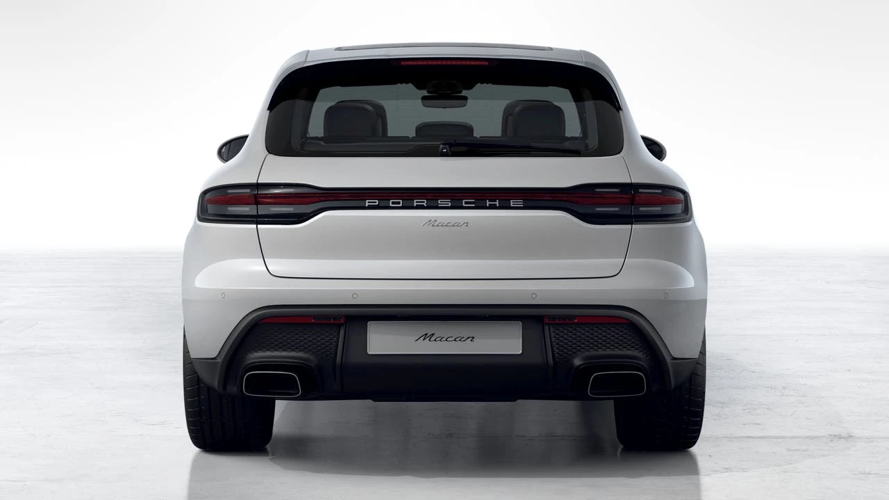 2026 Porsche Macan Electric - Image 7 of 10