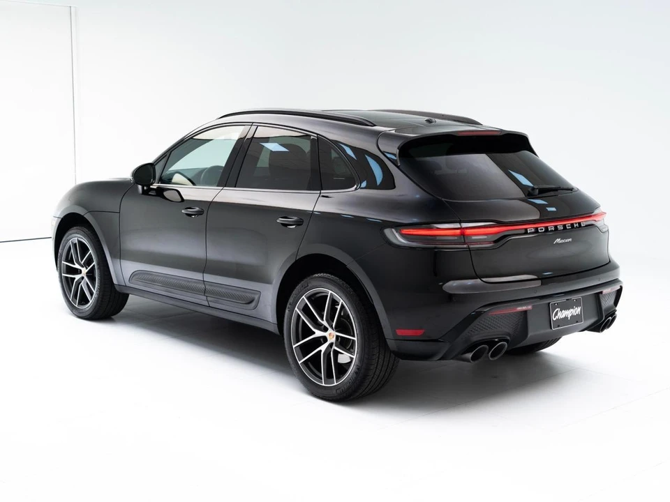 2026 Porsche Macan - Image 3 of 29
