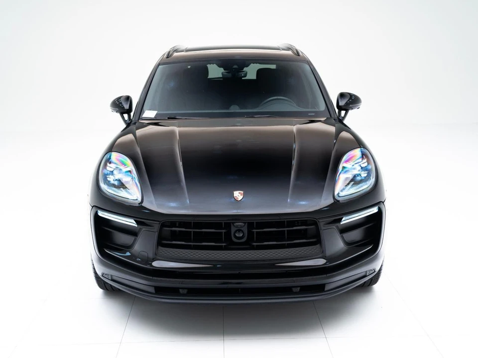 2026 Porsche Macan - Image 6 of 29