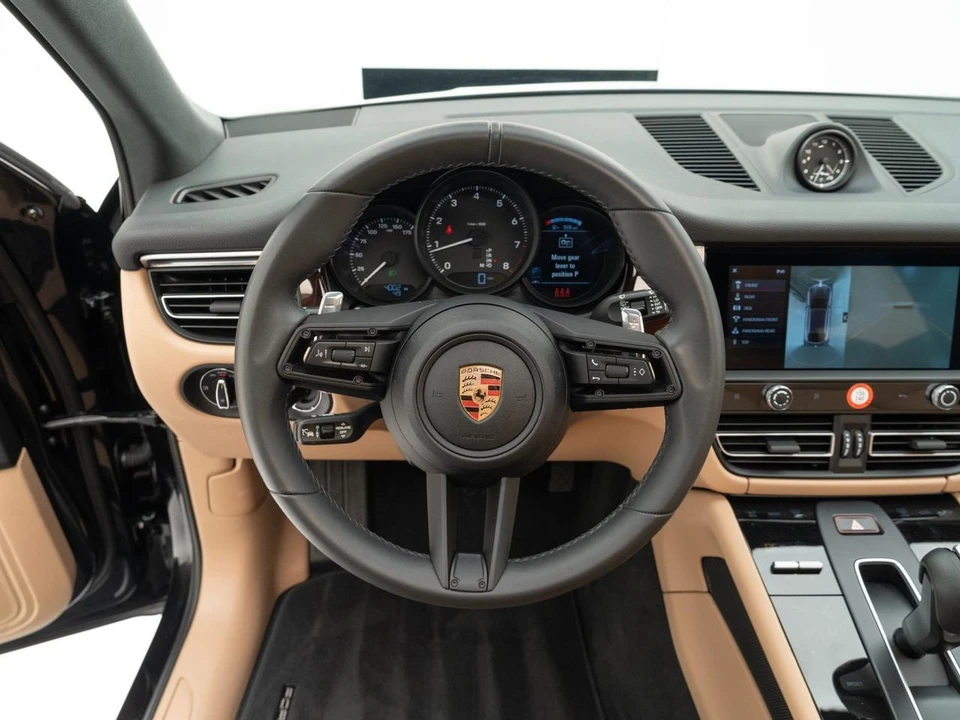 2026 Porsche Macan - Image 30 of 30