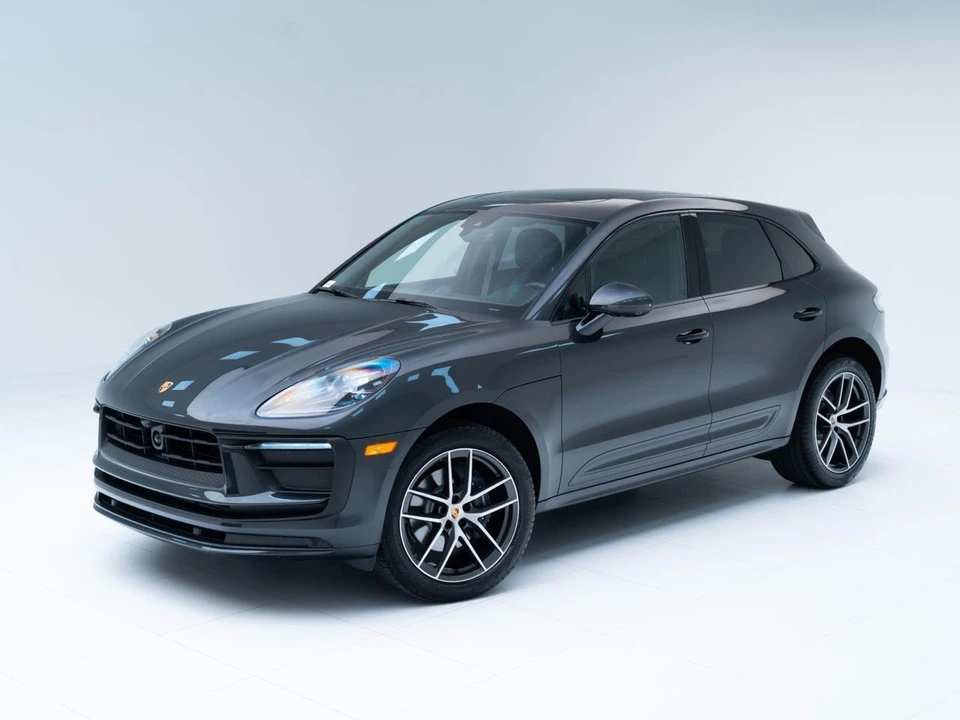 2026 Porsche Macan - Image 2 of 30