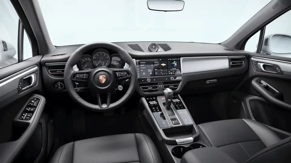 2026 Porsche Macan - Image 31 of 31