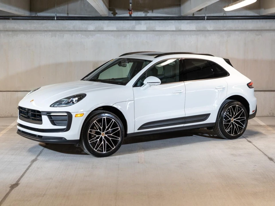 2026 Porsche Macan - Image 2 of 31