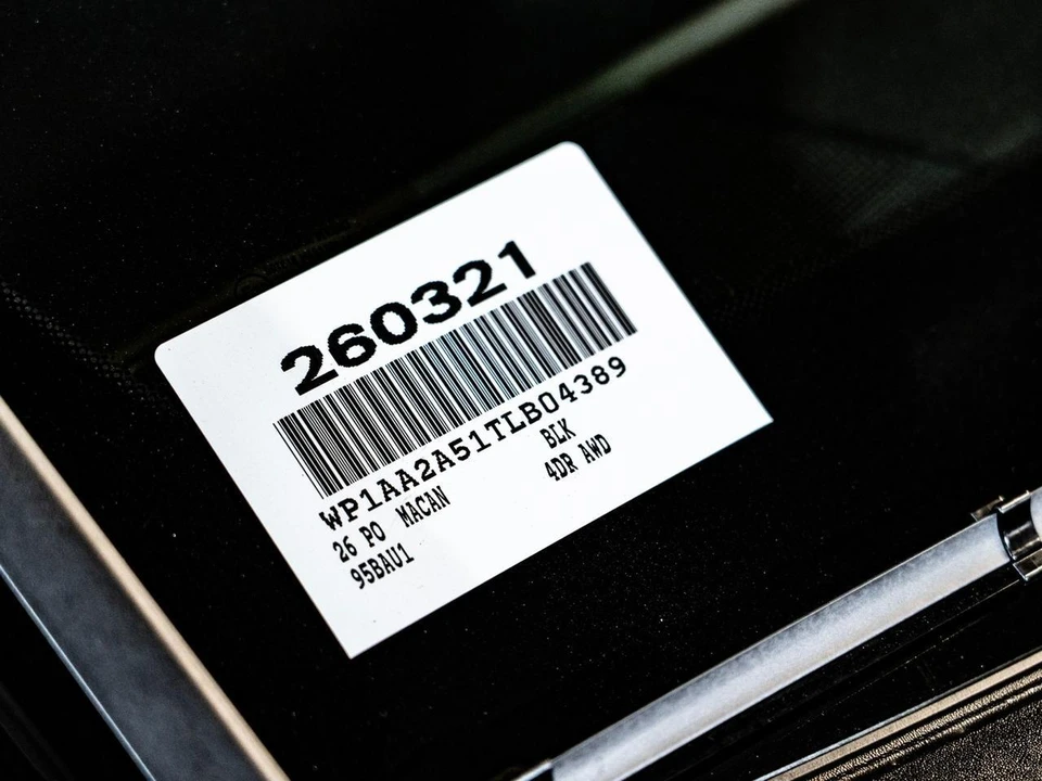 2026 Porsche Macan - Image 29 of 29