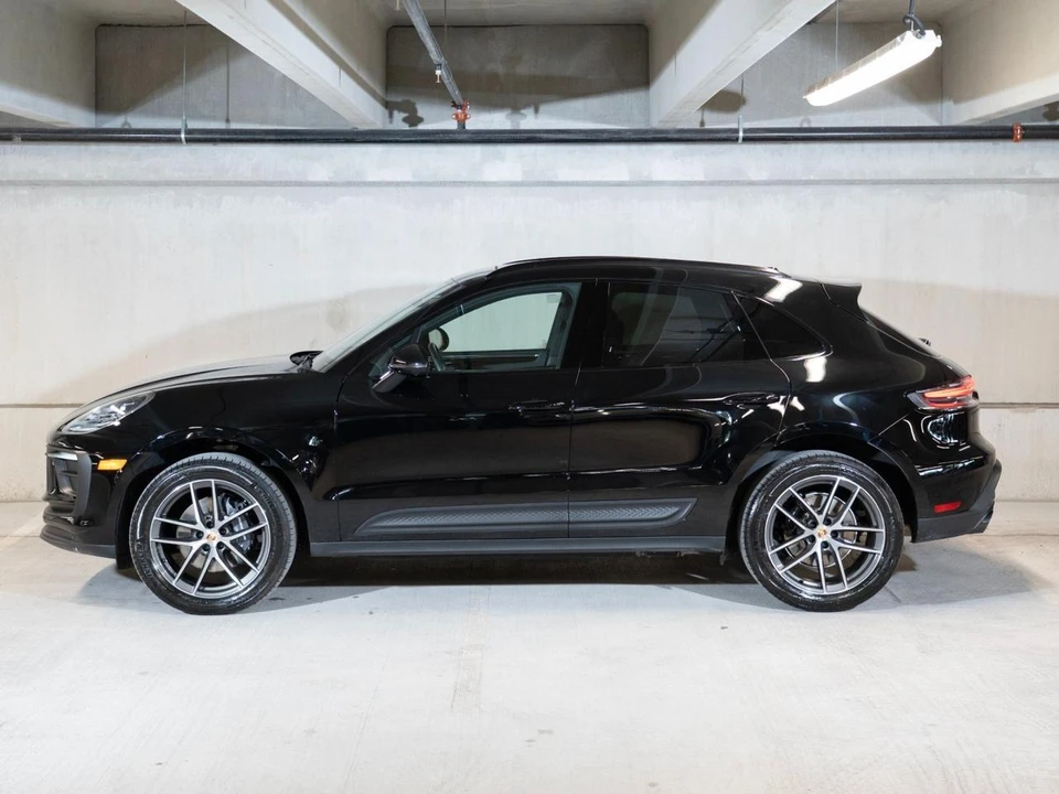 2026 Porsche Macan - Image 3 of 29