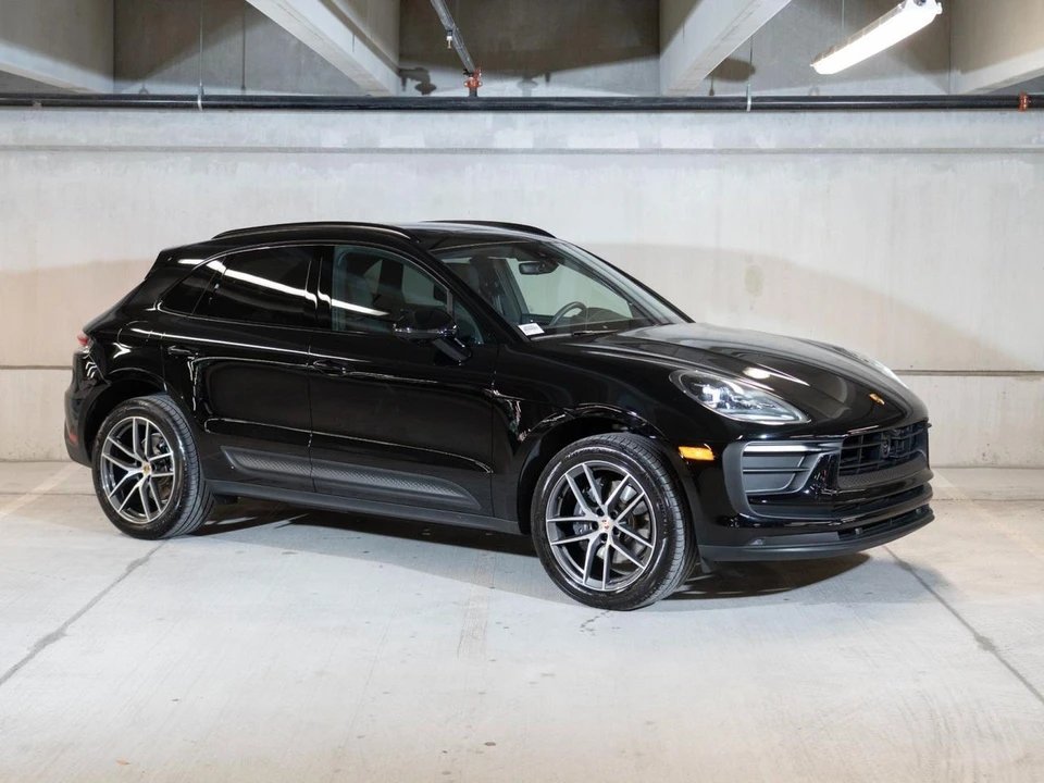 2026 Porsche Macan - Image 8 of 29