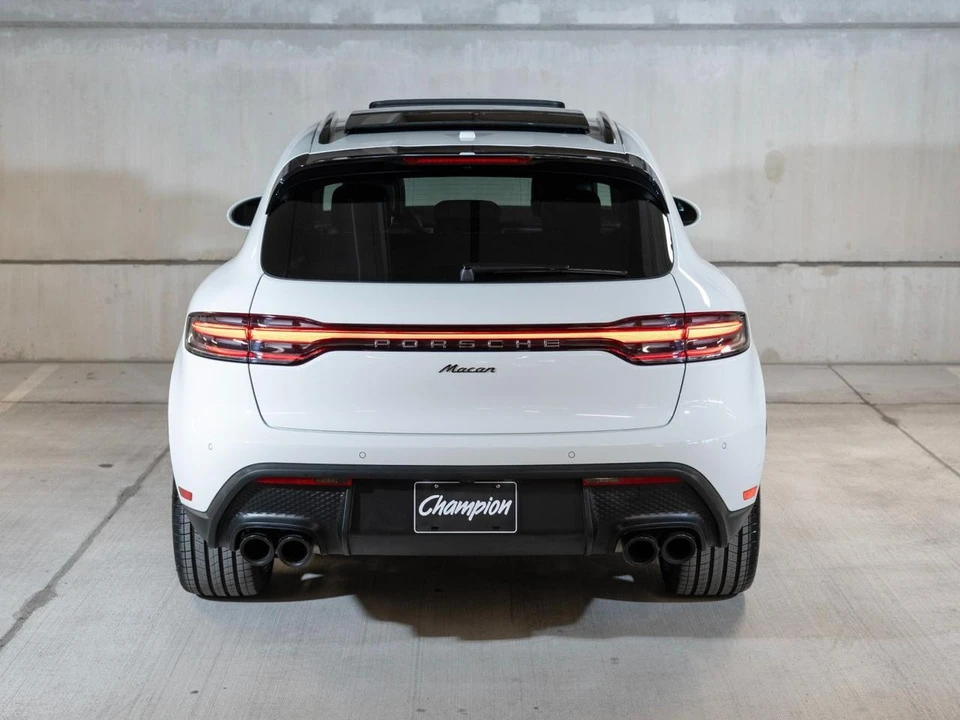 2026 Porsche Macan - Image 10 of 29