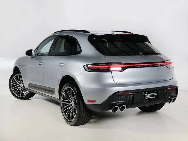 2026 Porsche Macan Electric - Image 3 of 5