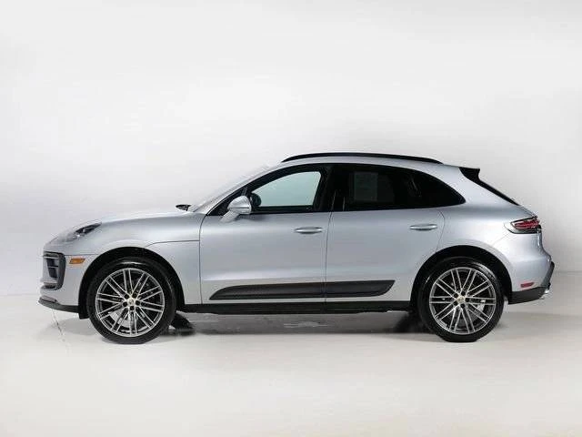 2026 Porsche Macan Electric - Image 2 of 5