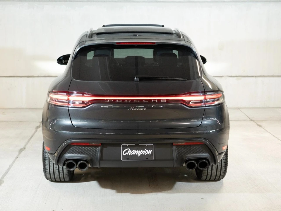 2026 Porsche Macan Electric - Image 12 of 30
