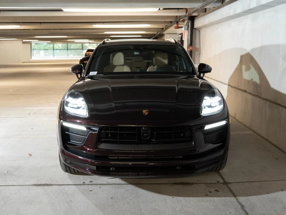 2026 Porsche Macan Electric - Image 7 of 29
