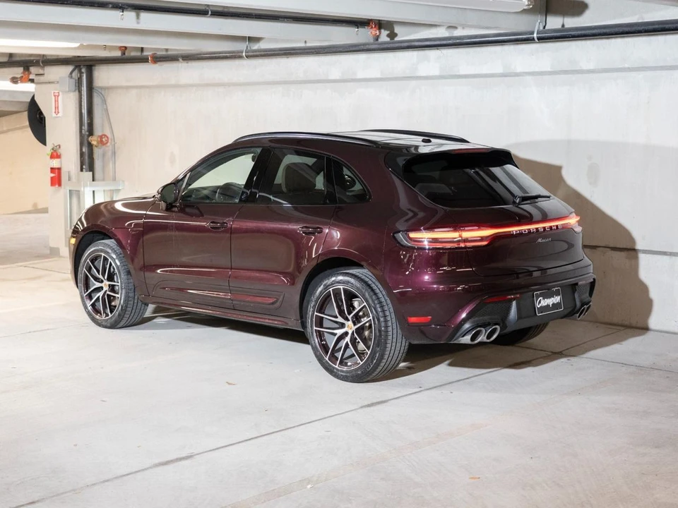 2026 Porsche Macan Electric - Image 4 of 29