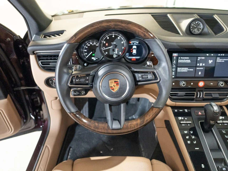 2026 Porsche Macan Electric - Image 28 of 29