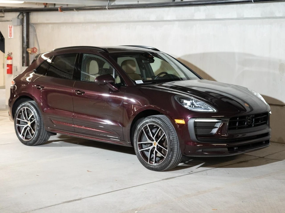 2026 Porsche Macan Electric - Image 8 of 29