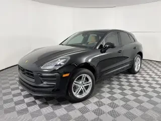 2026 Porsche Macan - Image 5 of 31