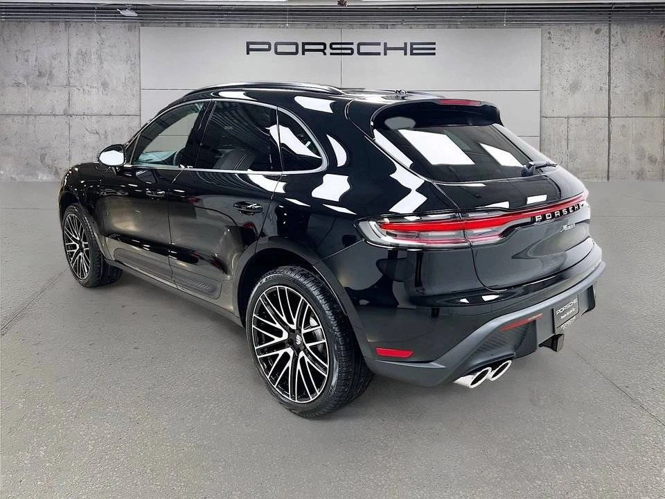 2026 Porsche Macan Electric - Image 3 of 5