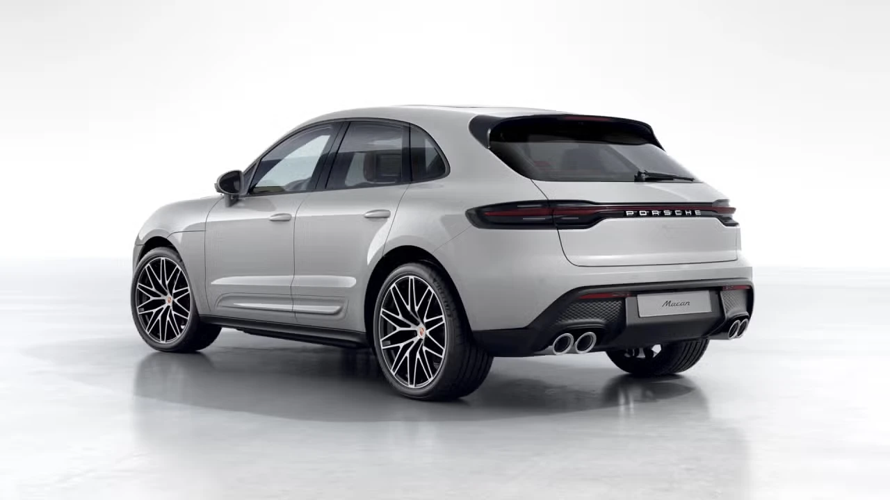 2026 Porsche Macan - Image 20 of 31