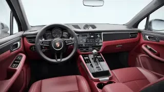 2026 Porsche Macan - Image 29 of 31