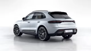 2026 Porsche Macan - Image 17 of 31