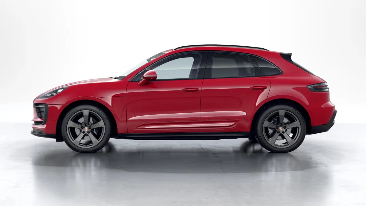 2026 Porsche Macan - Image 12 of 31