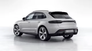 2026 Porsche Macan - Image 17 of 31