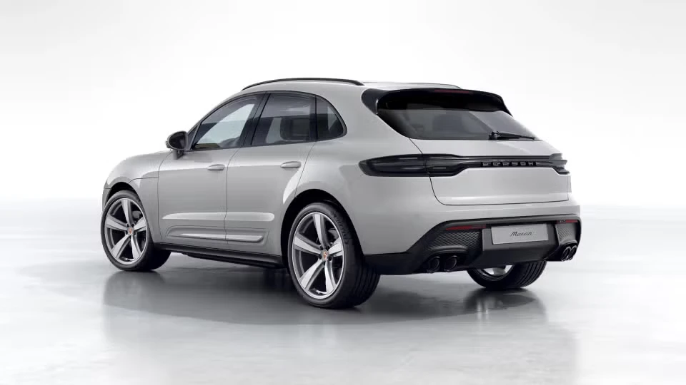 2026 Porsche Macan - Image 19 of 31