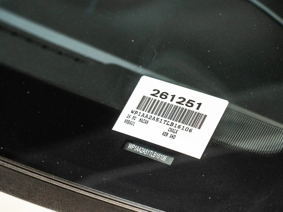 2026 Porsche Macan Electric - Image 28 of 28